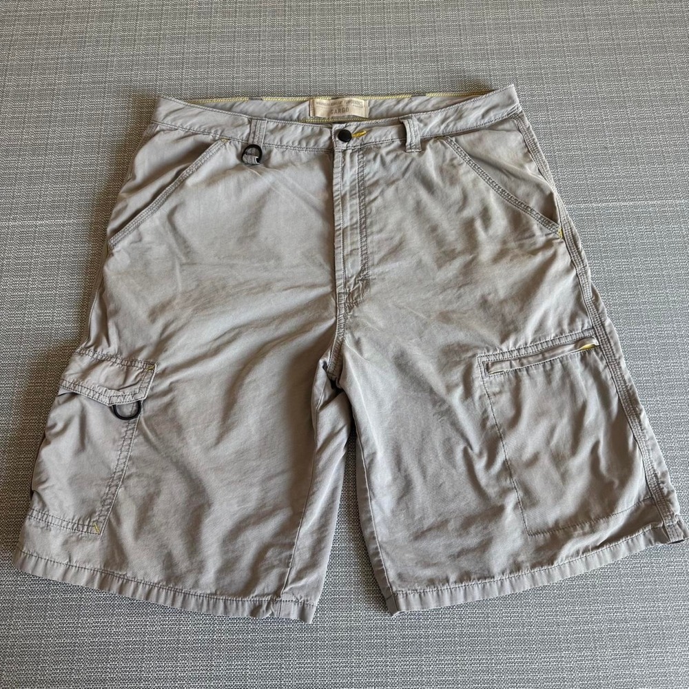 Wrangler gray cargo shorts men's size 34